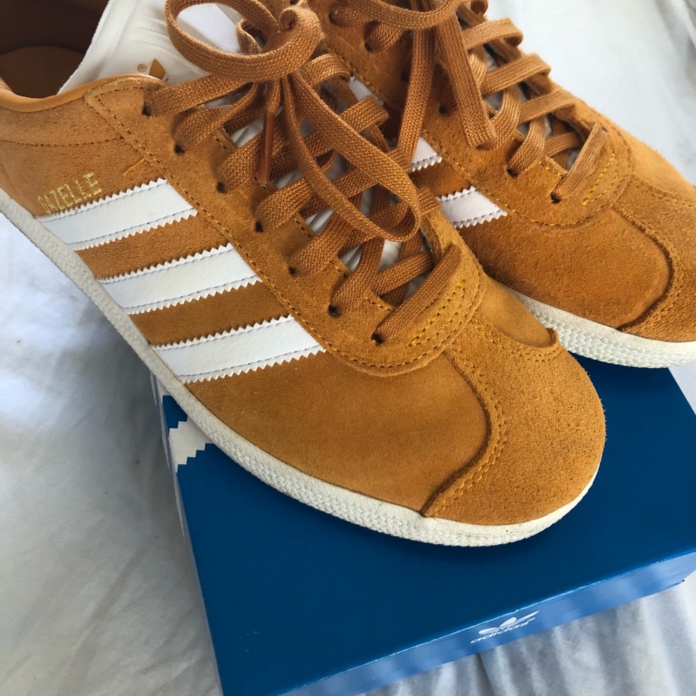 Men’s Yellow Adidas Gazelle